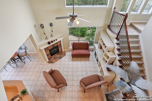 Image 15 of 42 For 522 Heather Ridge