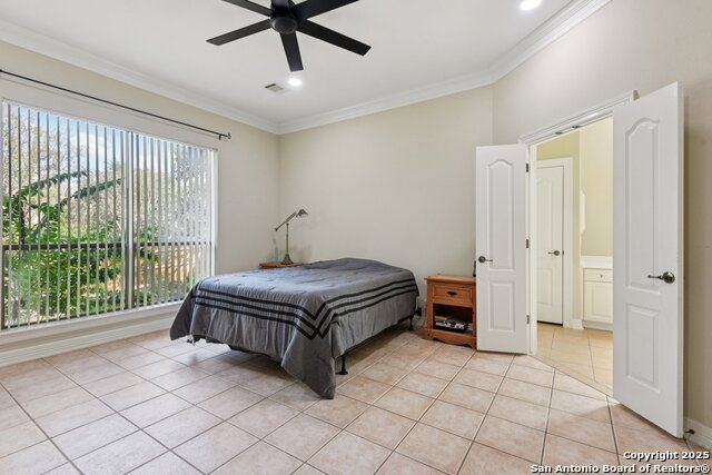 Image 21 of 42 For 522 Heather Ridge