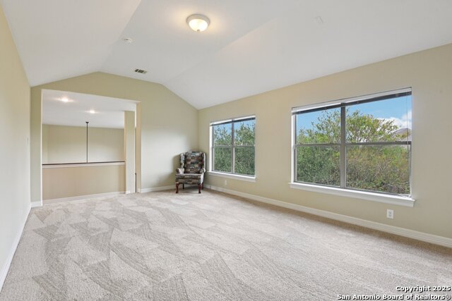 Image 24 of 42 For 522 Heather Ridge