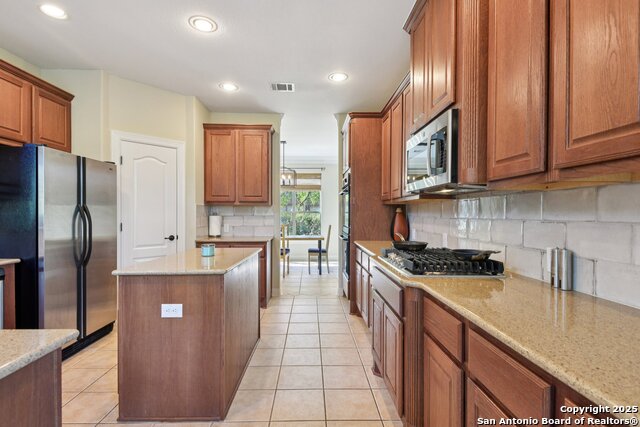 Image 7 of 42 For 522 Heather Ridge