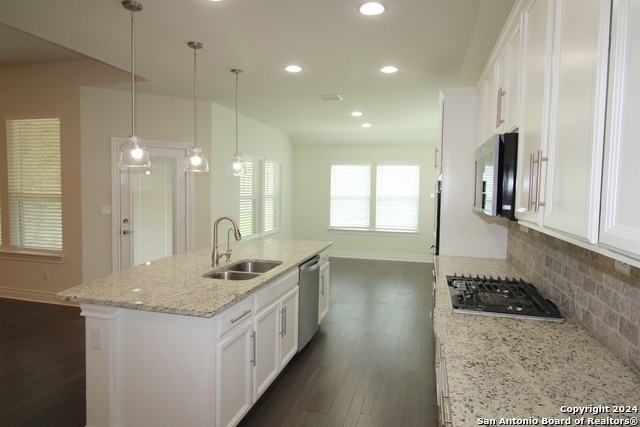 Image 11 of 42 For 3050 Bright Skies