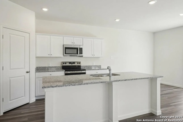 Image 8 of 23 For 5907 Kellog Court