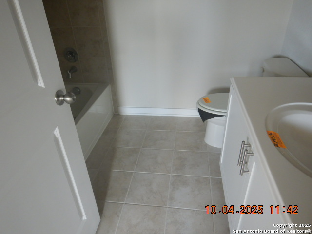 Image 15 of 19 For 14807 Maverick Avenue