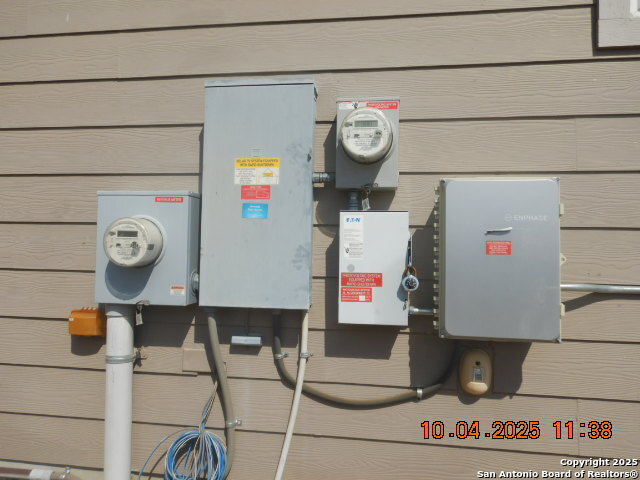 Image 2 of 19 For 14807 Maverick Avenue