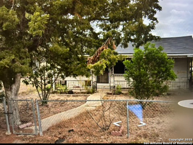 Details for 916 39th Sw, San Antonio, TX 78237