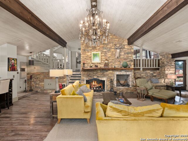 Listing photo id 4 for 3124 Fm 32  