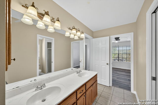 Image 25 of 36 For 13510 Mount Olympus