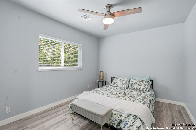 Image 19 of 27 For 1596 Osage  