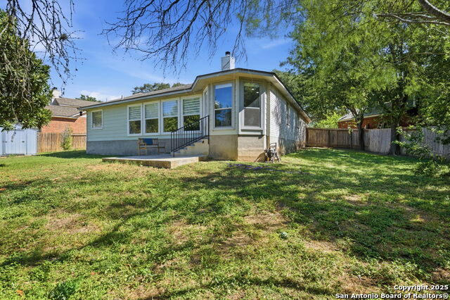 Image 27 of 27 For 1596 Osage  