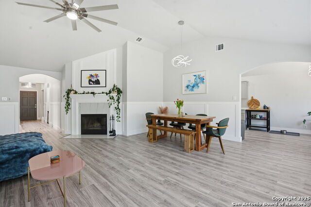 Image 6 of 27 For 1596 Osage  