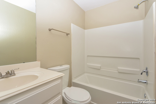 Image 13 of 15 For 11023 Inner Canyon