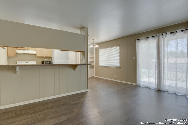 Image 7 of 25 For 210 Lost Forest