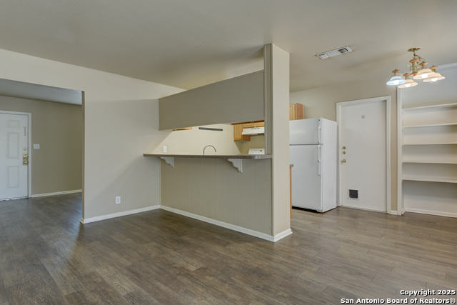 Image 8 of 25 For 210 Lost Forest