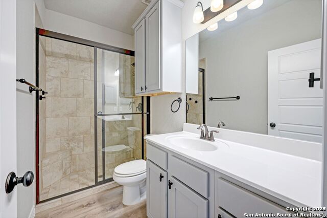 Image 26 of 37 For 8942 Whimsey Ridge