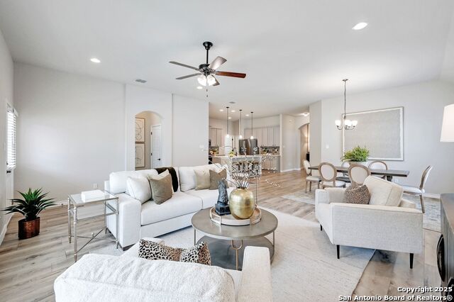 Image 4 of 37 For 8942 Whimsey Ridge