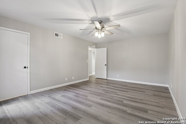 Listing photo id 20 for 3441 Turtle Village  92ff