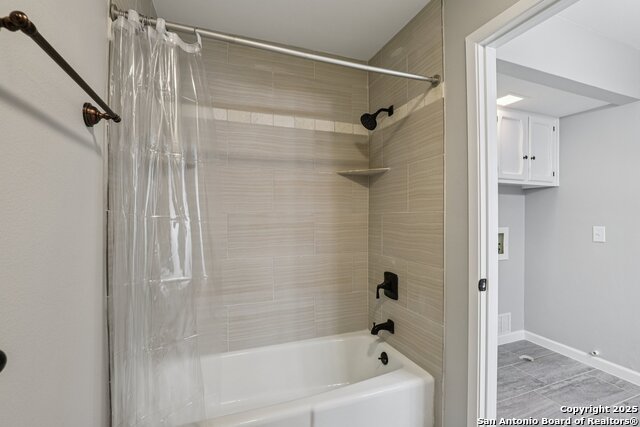 Listing photo id 23 for 3441 Turtle Village  92ff