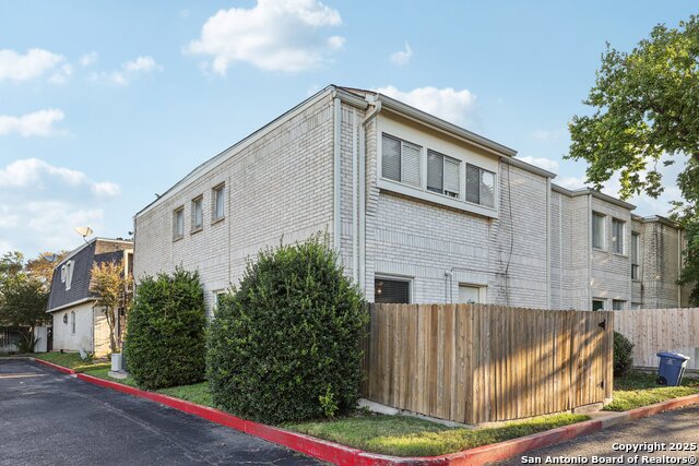 Listing photo id 29 for 3441 Turtle Village  92ff