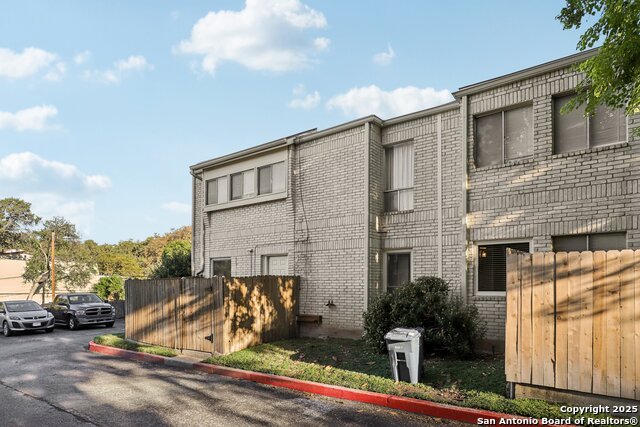 Listing photo id 31 for 3441 Turtle Village  92ff