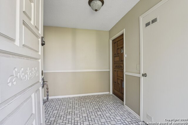 Listing photo id 2 for 3441 Turtle Village  92ff