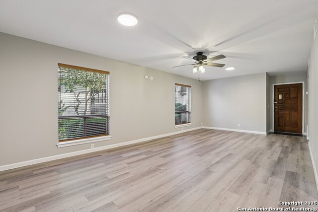 Listing photo id 4 for 3441 Turtle Village  92ff