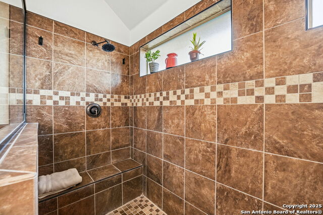 Image 28 of 49 For 2820 Mineral Springs