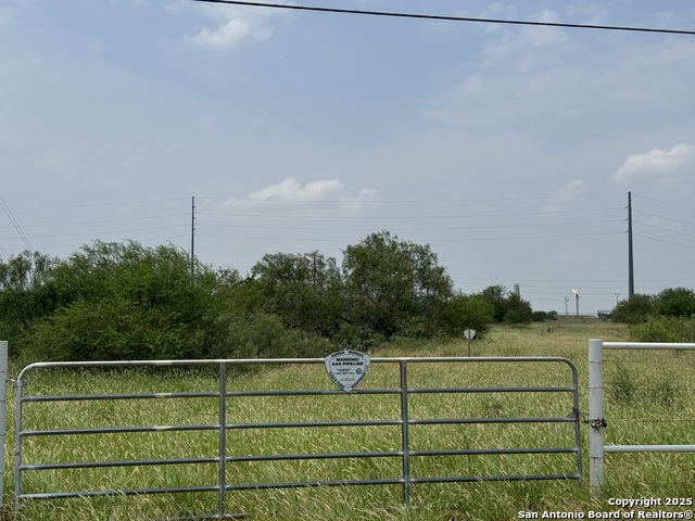 Details for 2550 Interstate 35, Cotulla, TX 78014