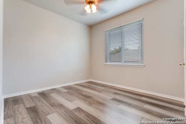 Listing photo id 20 for 112 Spring Fawn