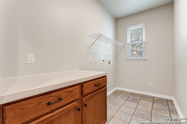 Listing photo id 22 for 112 Spring Fawn