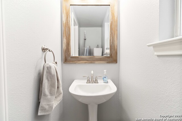 Image 15 of 34 For 9435 Fairpoint