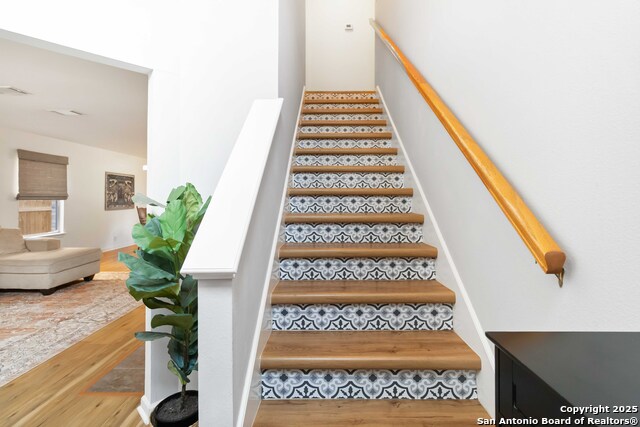 Image 18 of 34 For 9435 Fairpoint