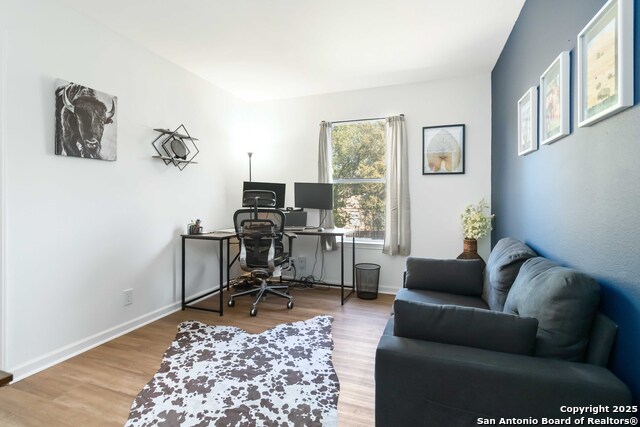 Image 23 of 34 For 9435 Fairpoint