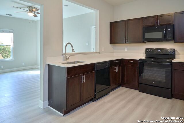 Image 10 of 20 For 503 Kings Hwy  204