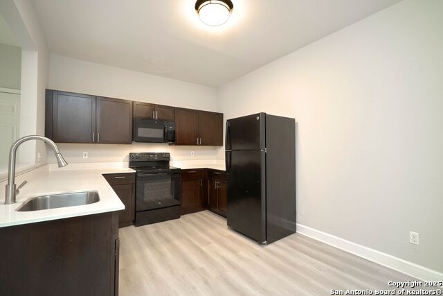 Image 9 of 20 For 503 Kings Hwy  204