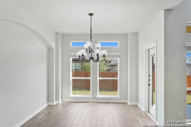 Listing photo id 20 for 5014 Thymus  