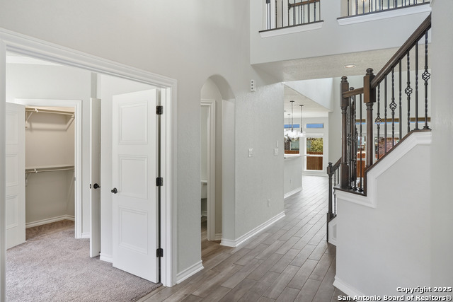 Listing photo id 4 for 5014 Thymus  