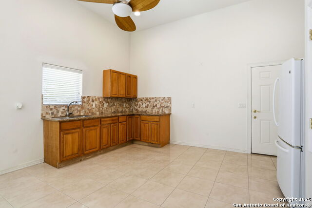 Image 7 of 30 For 7502 Bluemist Mountain Rd