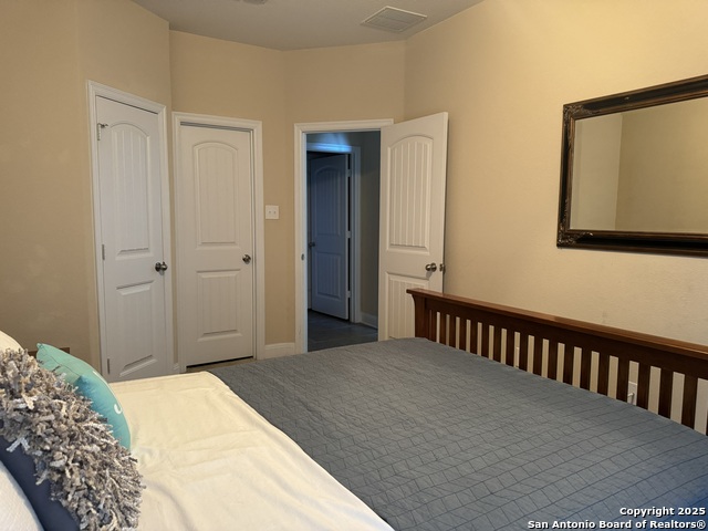 Image 11 of 35 For 517 Whittmen