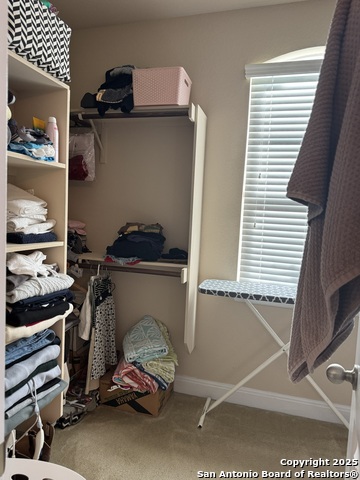 Image 21 of 35 For 517 Whittmen