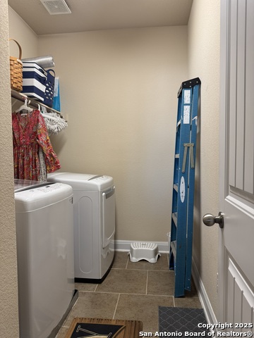 Image 22 of 35 For 517 Whittmen