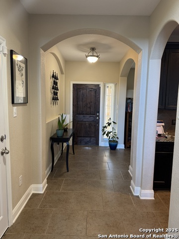 Image 3 of 35 For 517 Whittmen