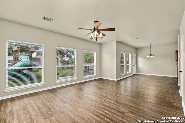 Image 11 of 31 For 13851 Griffin Ridge