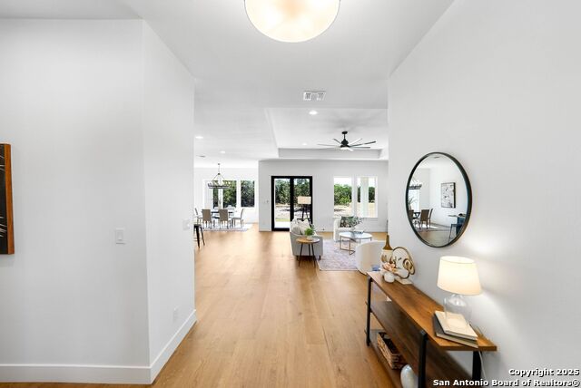 Image 4 of 51 For 414 Rio Azul Dr