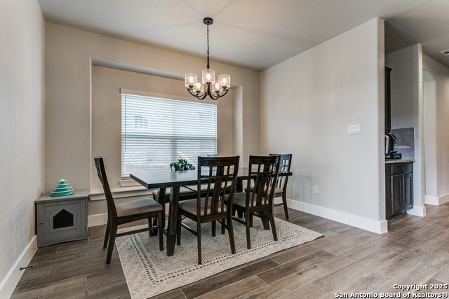 Listing photo id 12 for 4614 Winter Cherry