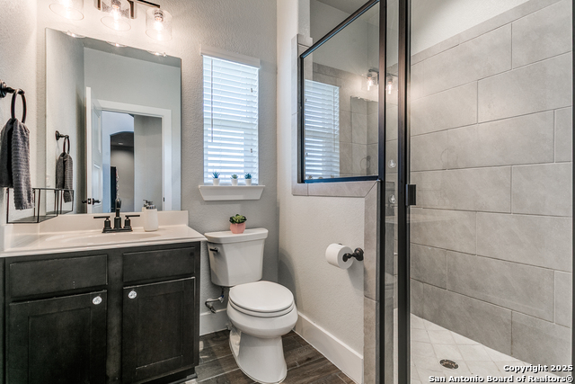 Listing photo id 18 for 4614 Winter Cherry