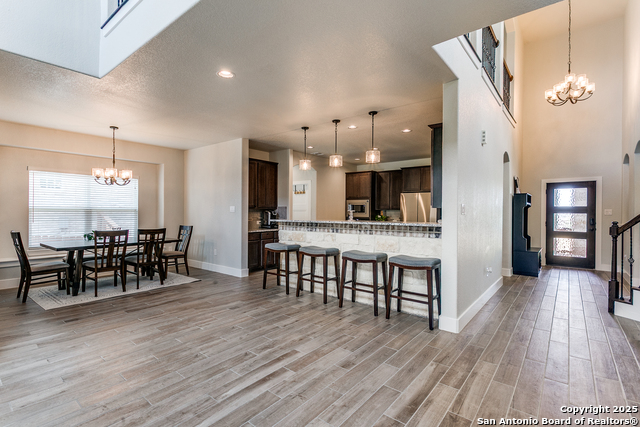 Listing photo id 3 for 4614 Winter Cherry