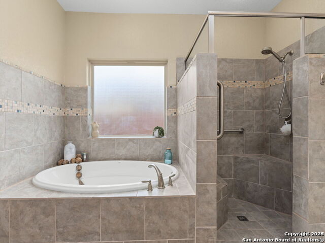 Listing photo id 20 for 15809 Fair Ln