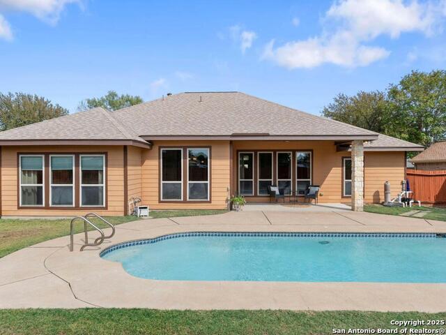 Listing photo id 32 for 15809 Fair Ln