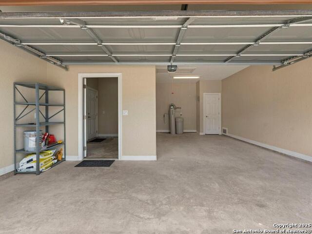 Listing photo id 35 for 15809 Fair Ln