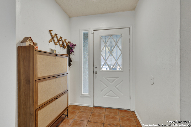 Image 5 of 27 For 7914 Wayside